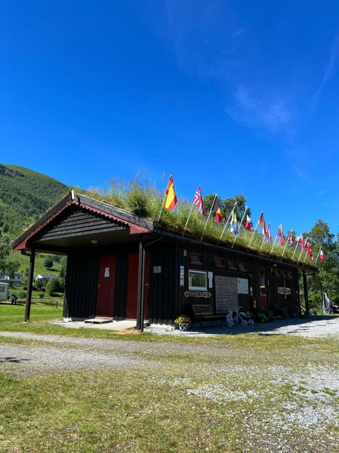 Vistdal Camping Myklebostad  المظهر الخارجي الصورة