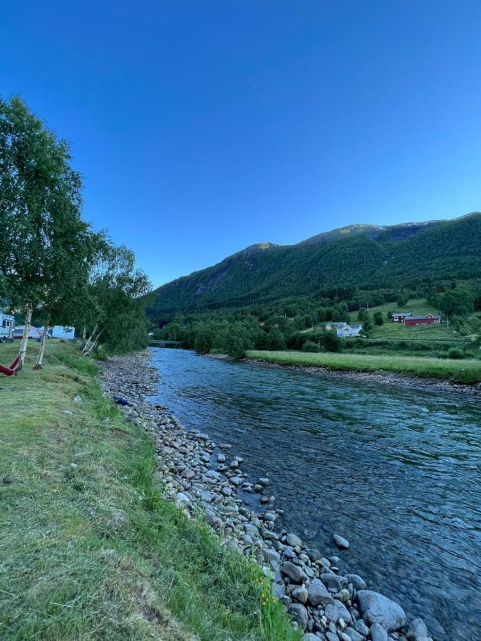 Vistdal Camping Myklebostad  المظهر الخارجي الصورة