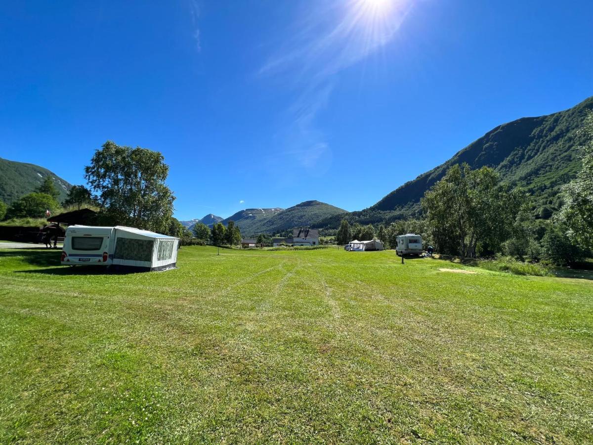 Vistdal Camping Myklebostad  المظهر الخارجي الصورة