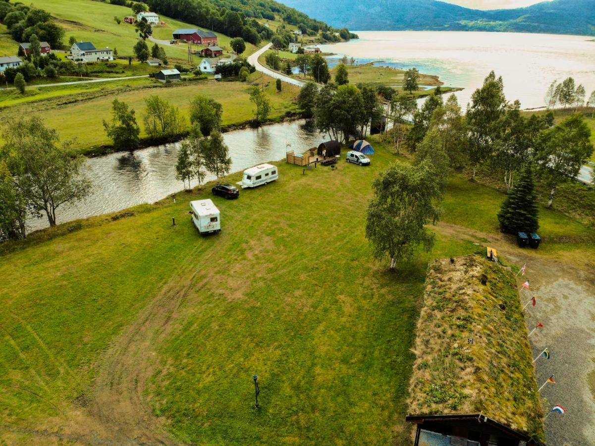 Vistdal Camping Myklebostad  المظهر الخارجي الصورة